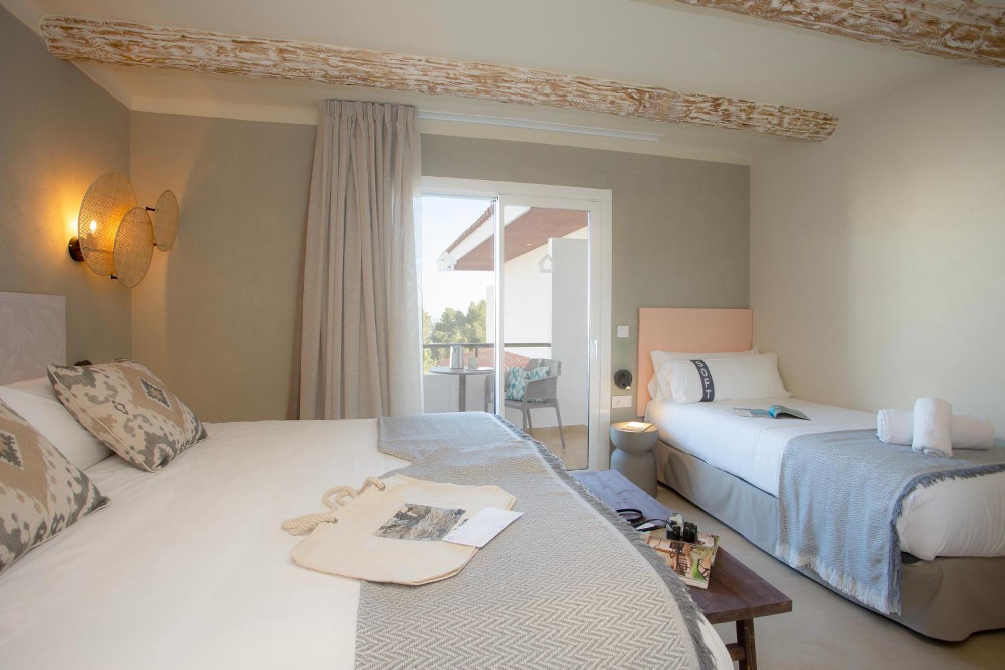 Casual Bahia Ibiza Hotel San Antonio  Phòng bức ảnh